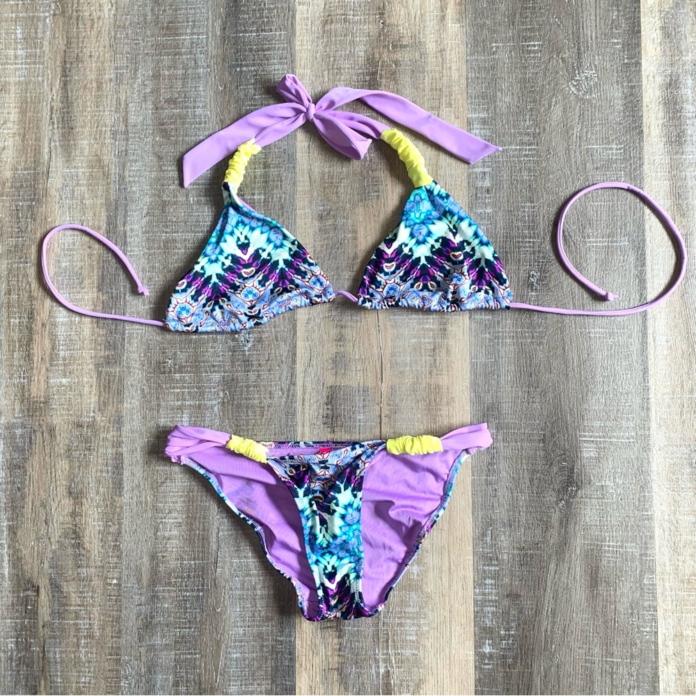 Victoria’s Secret Bikini Top & Bottoms - Top Size Medium, Bottoms Size Small